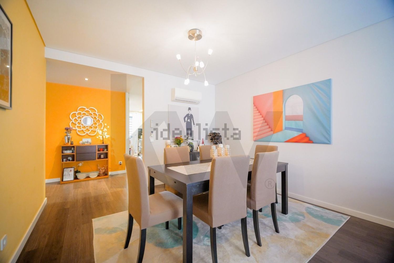 公寓 t2出售在Alto dos Moinhos - 客厅