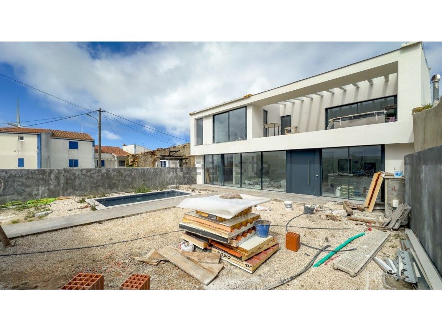 小楼房或独栋别墅出售在Santo Isidoro - 外立面