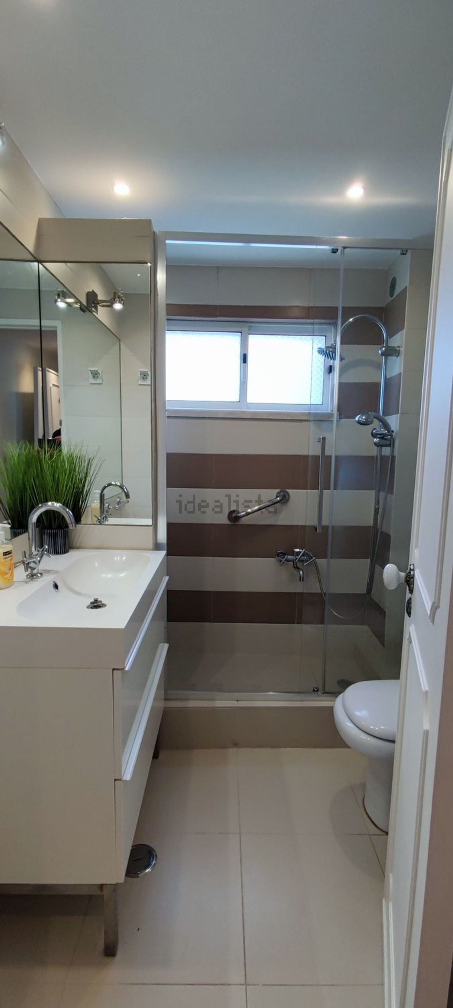 出租房间在Avenida Cidade de Luanda, 485 - 卫生间