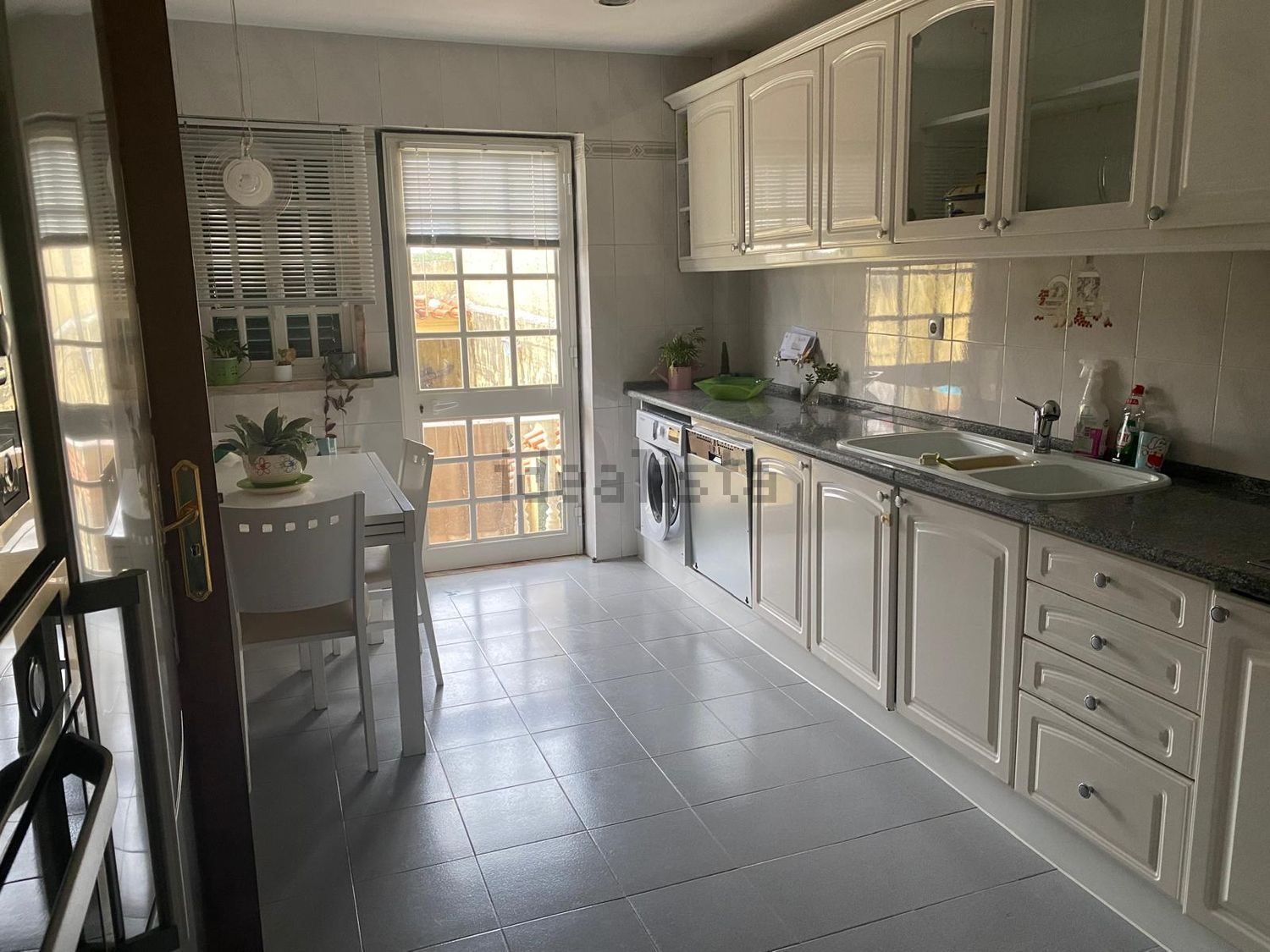 出租双拼别墅Manuel da Fonseca, 250 - 厨房