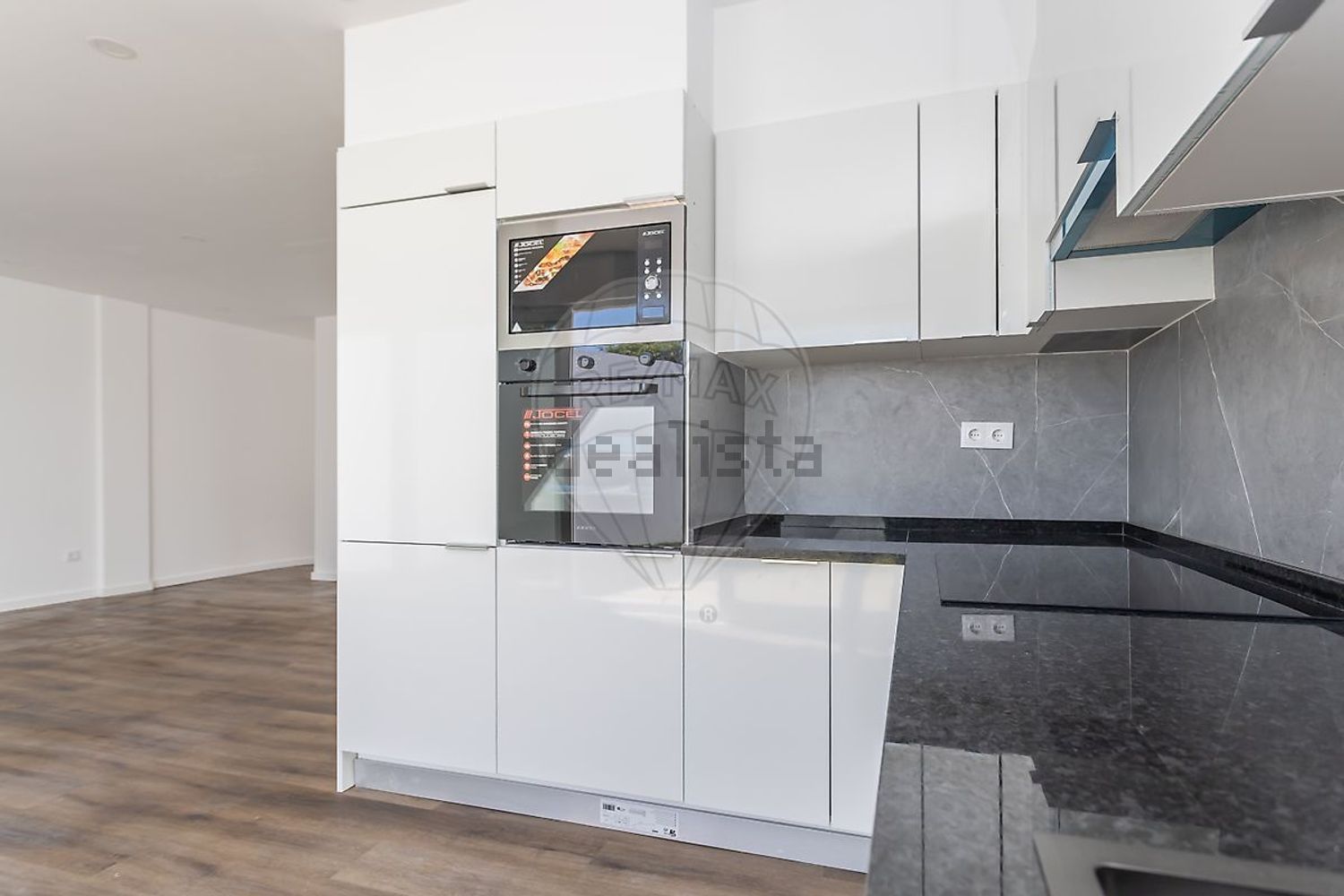 小楼房或独栋别墅出售在Praceta José Escada - 厨房