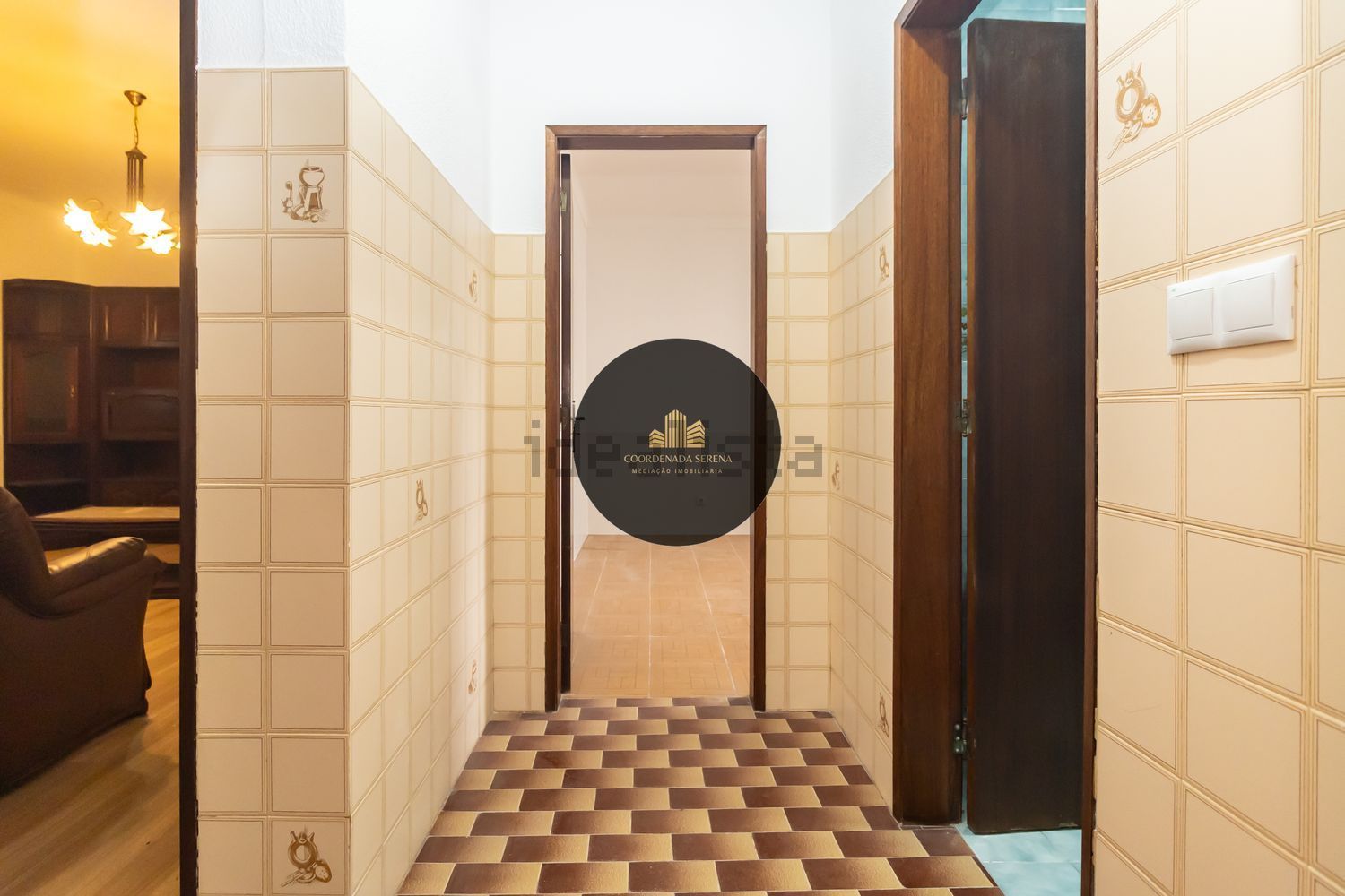 小楼房或独栋别墅出售在Cascalheira - Venda do Alcaide - 过道