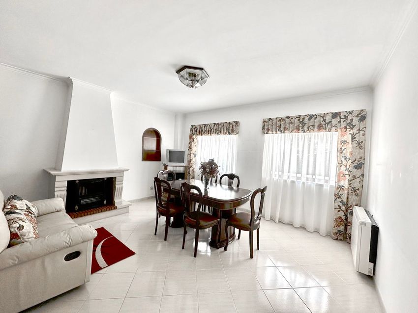 公寓 t2出售在Rua Mário da Silva Marques, 5