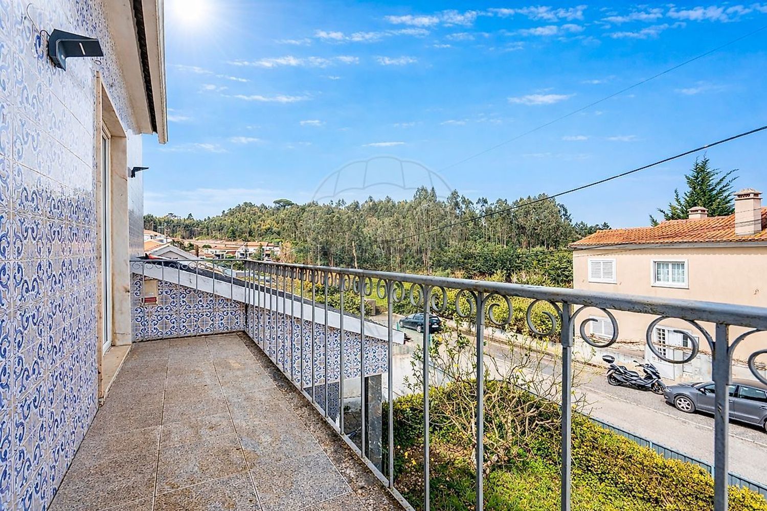 小楼房或独栋别墅出售在Rua dos Salgueirinhos - 阳台