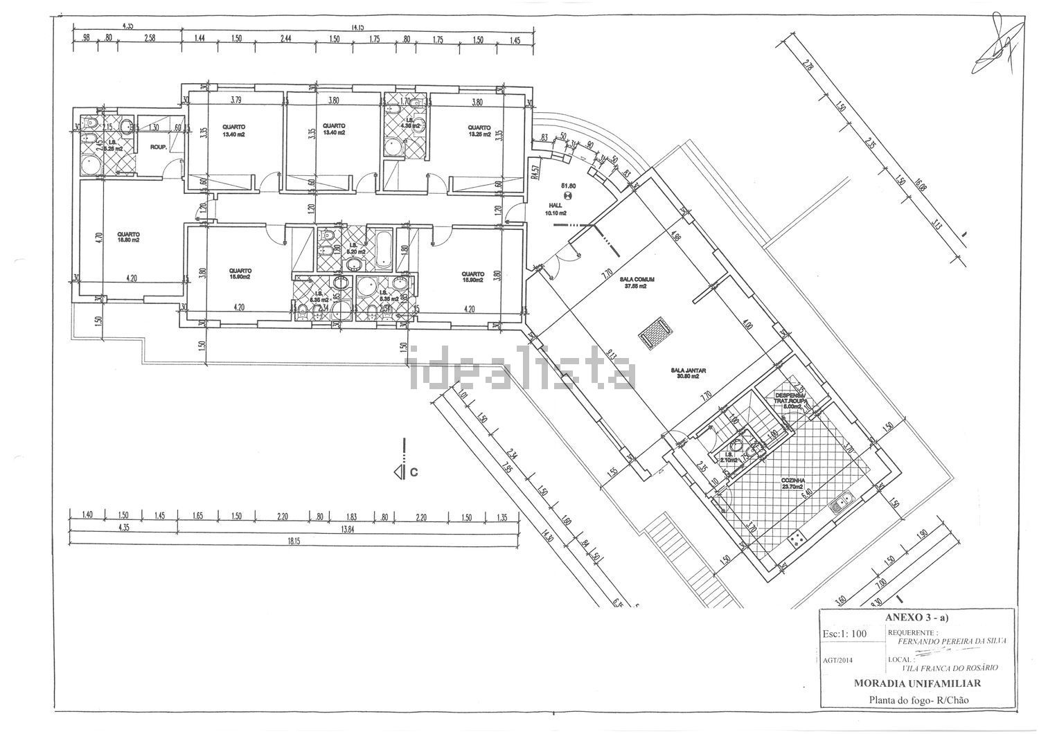 小楼房或独栋别墅出售在Estrada de Paços - 平面图