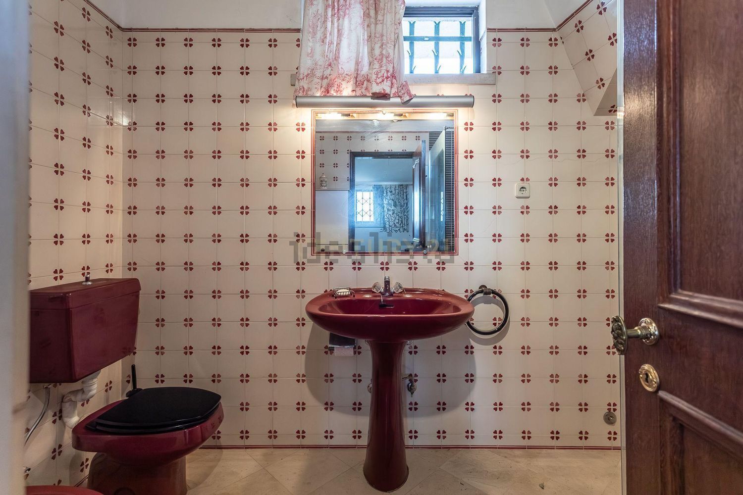 小楼房或独栋别墅出售在Cobre - 卫生间