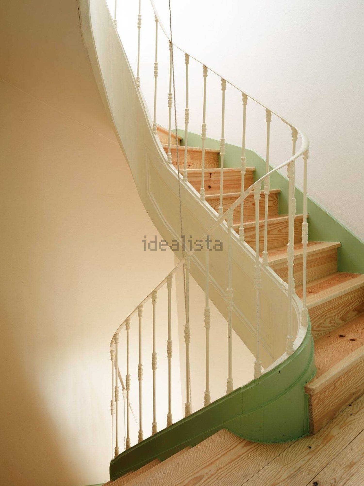 小楼房或别墅出售在Dois Portos e Runa - 详情