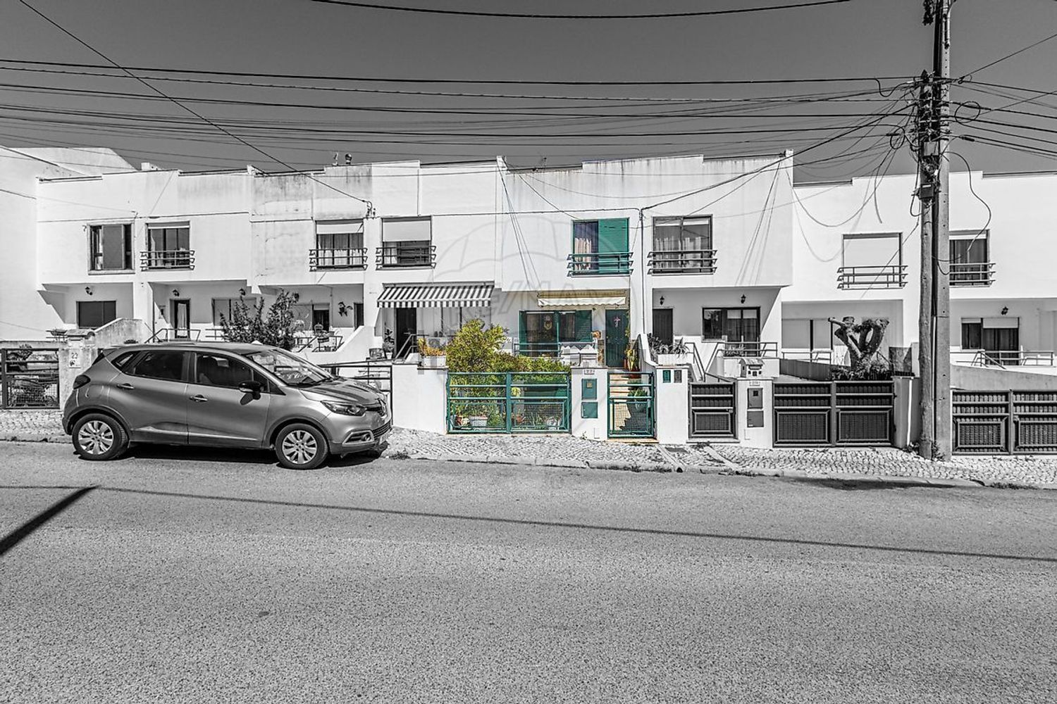 小楼房或独栋别墅出售在Estrada Sem Nome, 27 e 29 - 视线