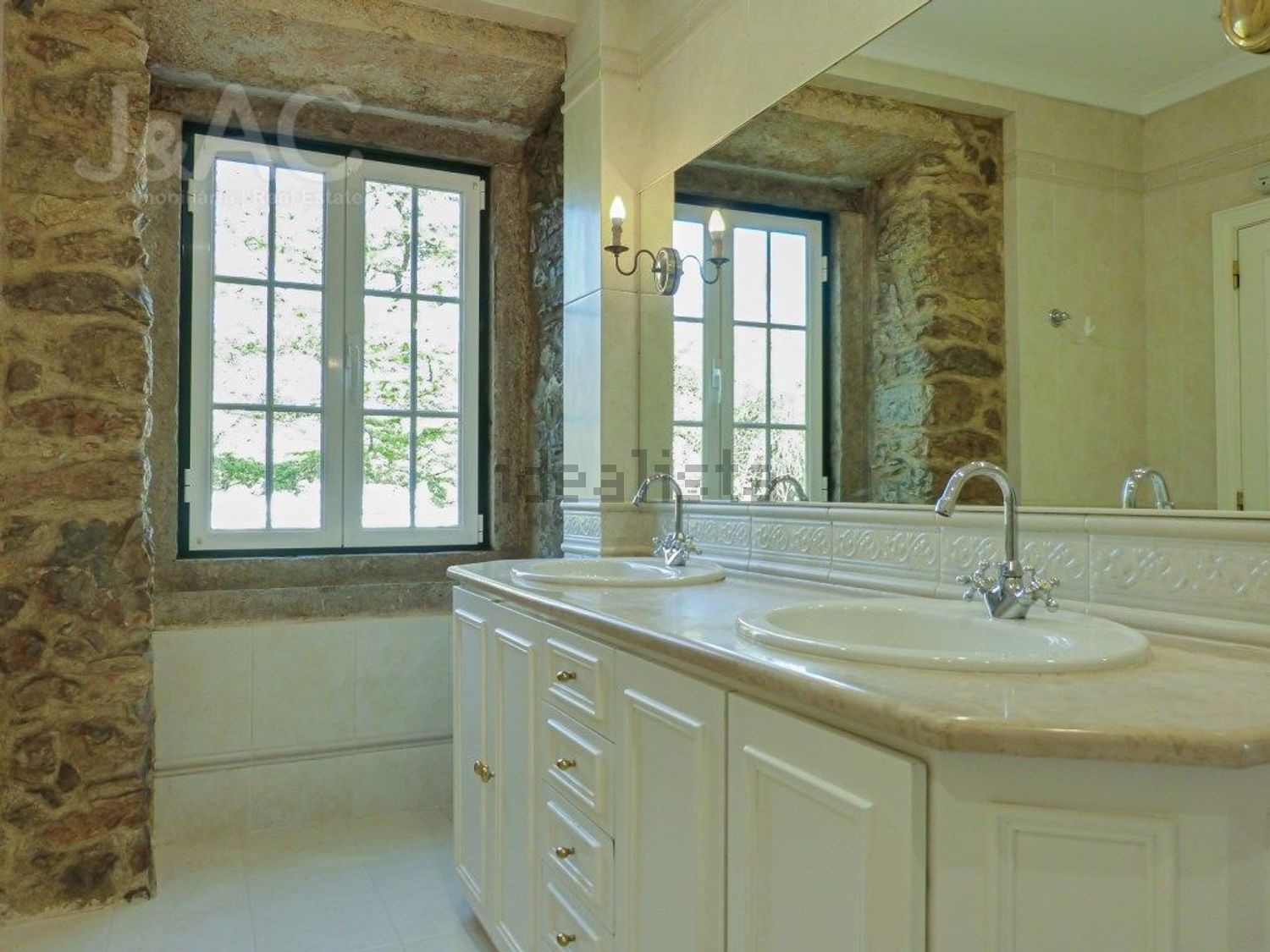 出租公寓 t2在Rua Antonio Carlos Oliveira - 厨房