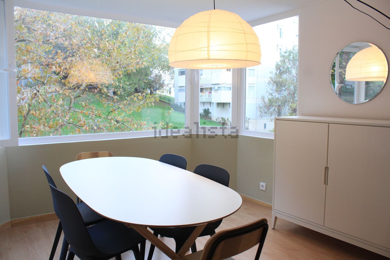 出租公寓 t2在Rua Cidade de Nova Lisboa, 221 - 客厅