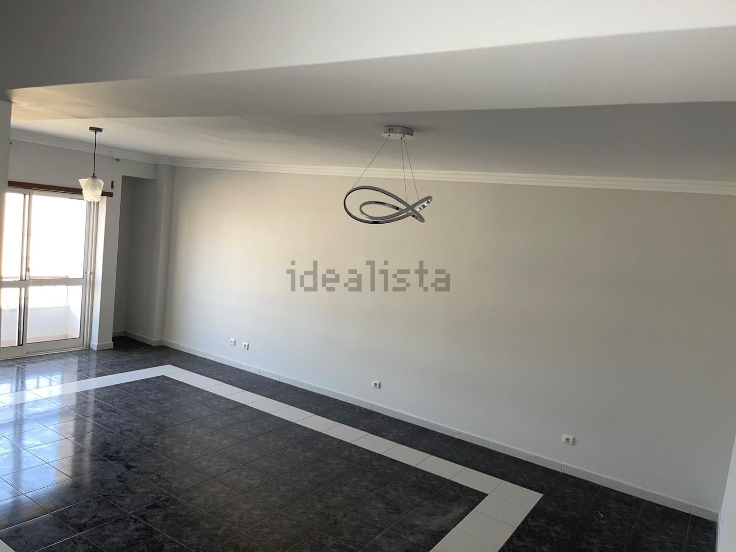 出租公寓 t2在Travessa Ruy Cinatti, 2 - 居住