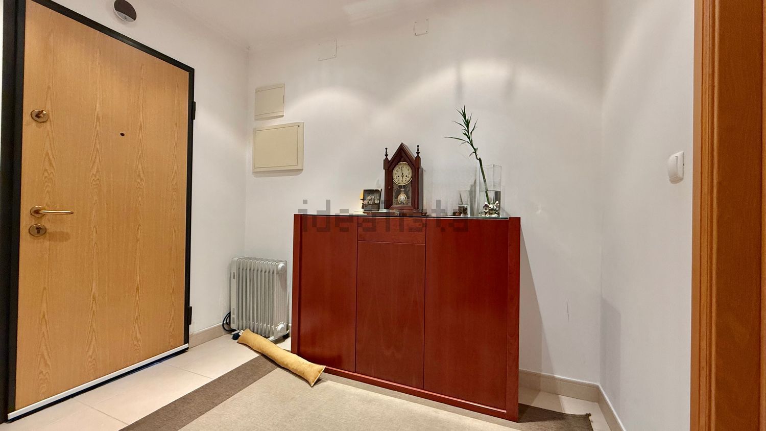 复式公寓出售在Rua das Glicínias, 2 a - 前厅