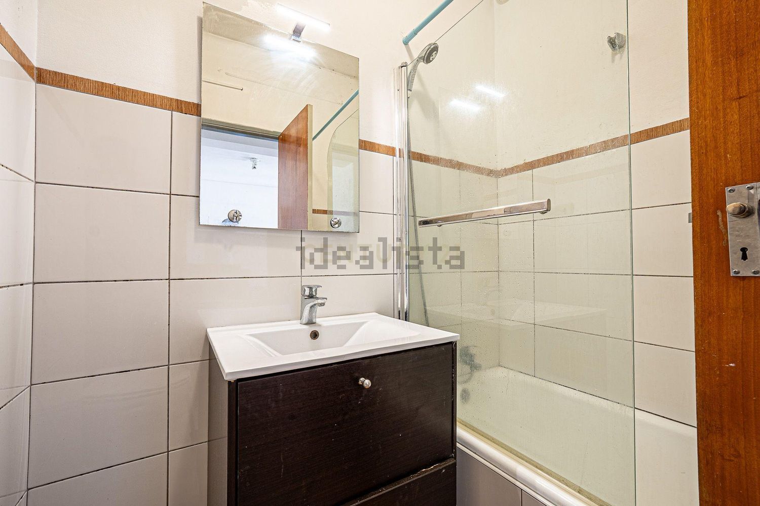 公寓 t1出售在Rua Correia Teles, 11 e 11e - 卫生间