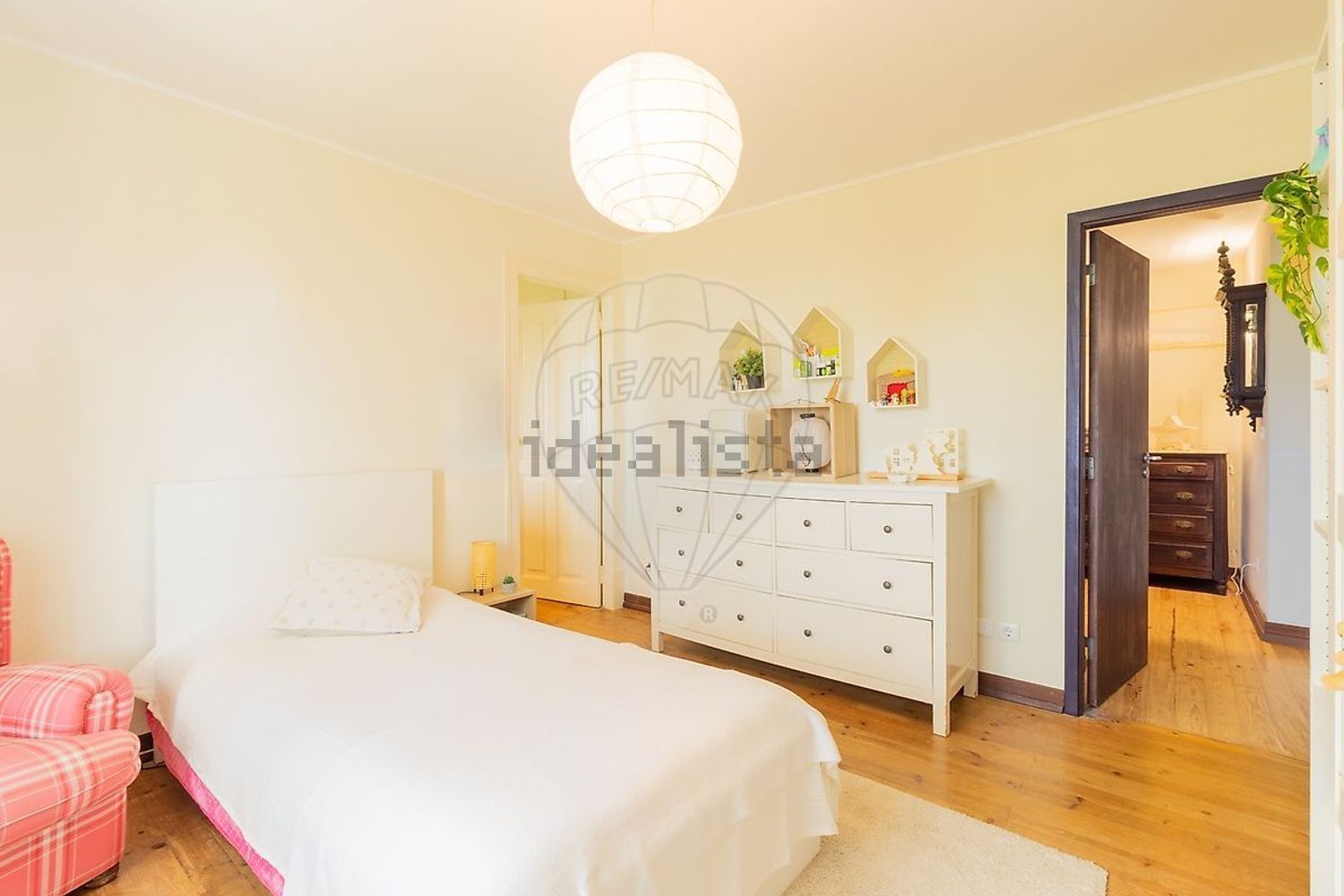 小楼房或独栋别墅出售在Rua António Rodrigues Pimenta - 卧室