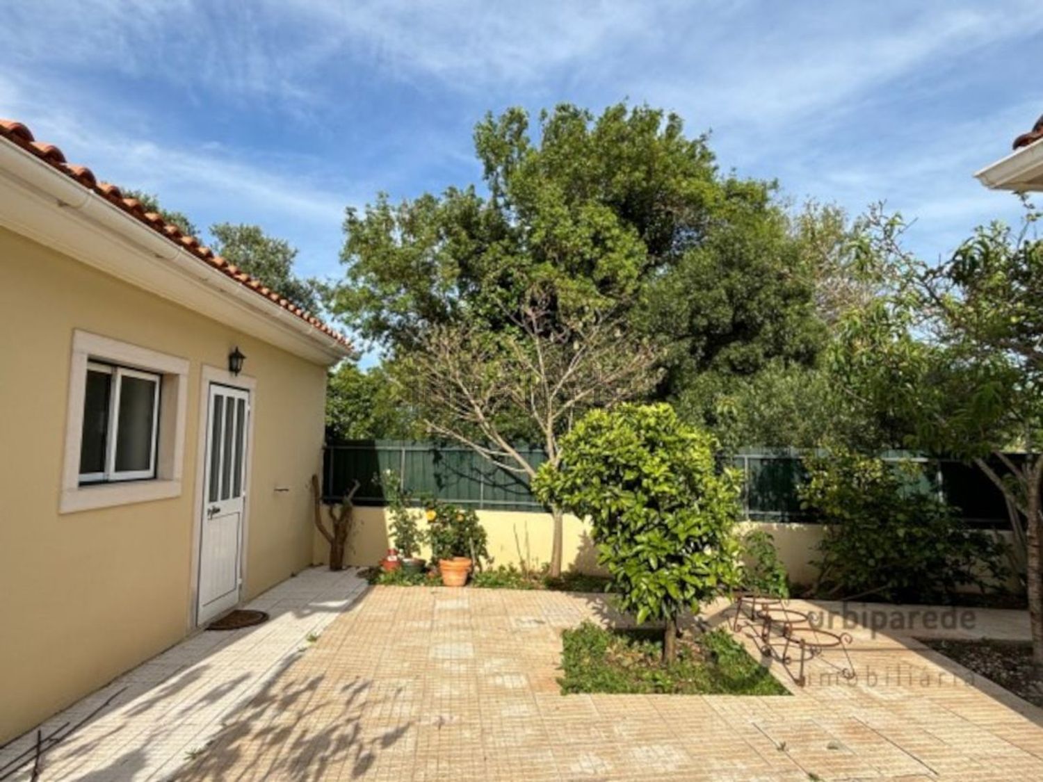 出租小楼房或独栋别墅在Praceta Susana Feitor s/n - 花园