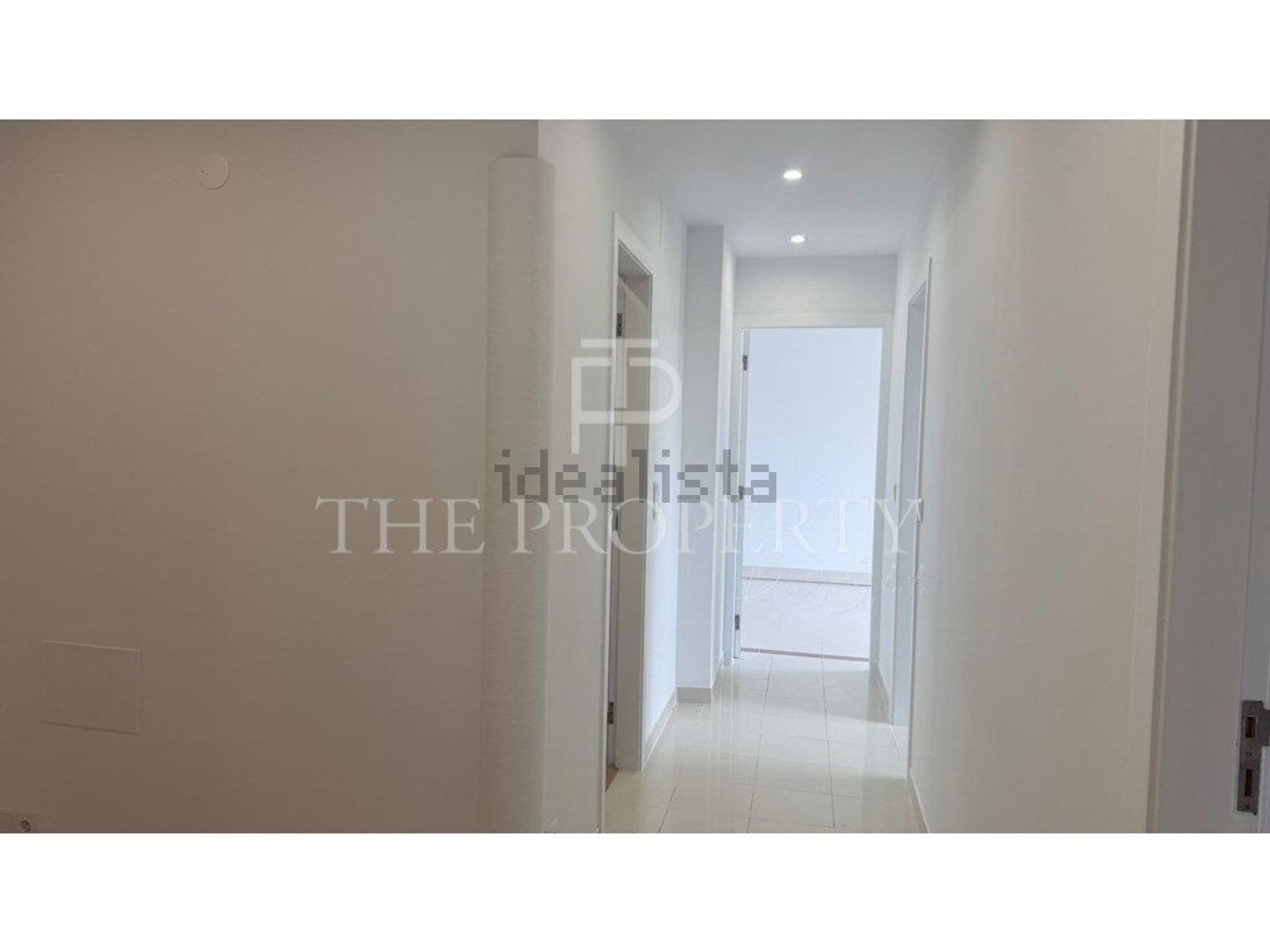 公寓 t3出售在Avenida Arsenal do Alfeite - 过道