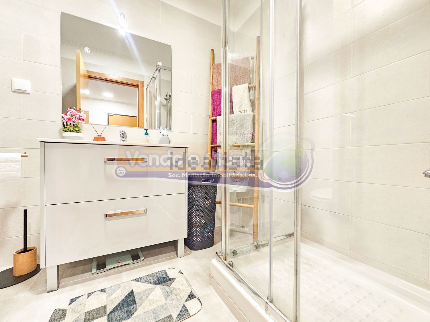 公寓 t2出售在Encosta do Sol - 卫生间