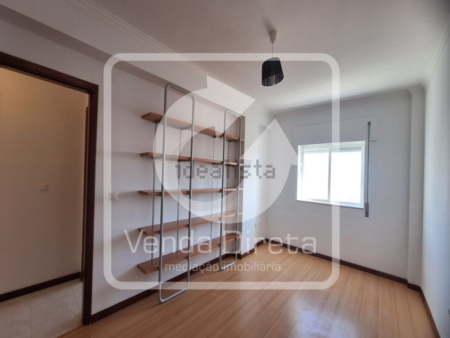 出租公寓 t3在Rua Salgueiro Maia, 34 - 试衣间