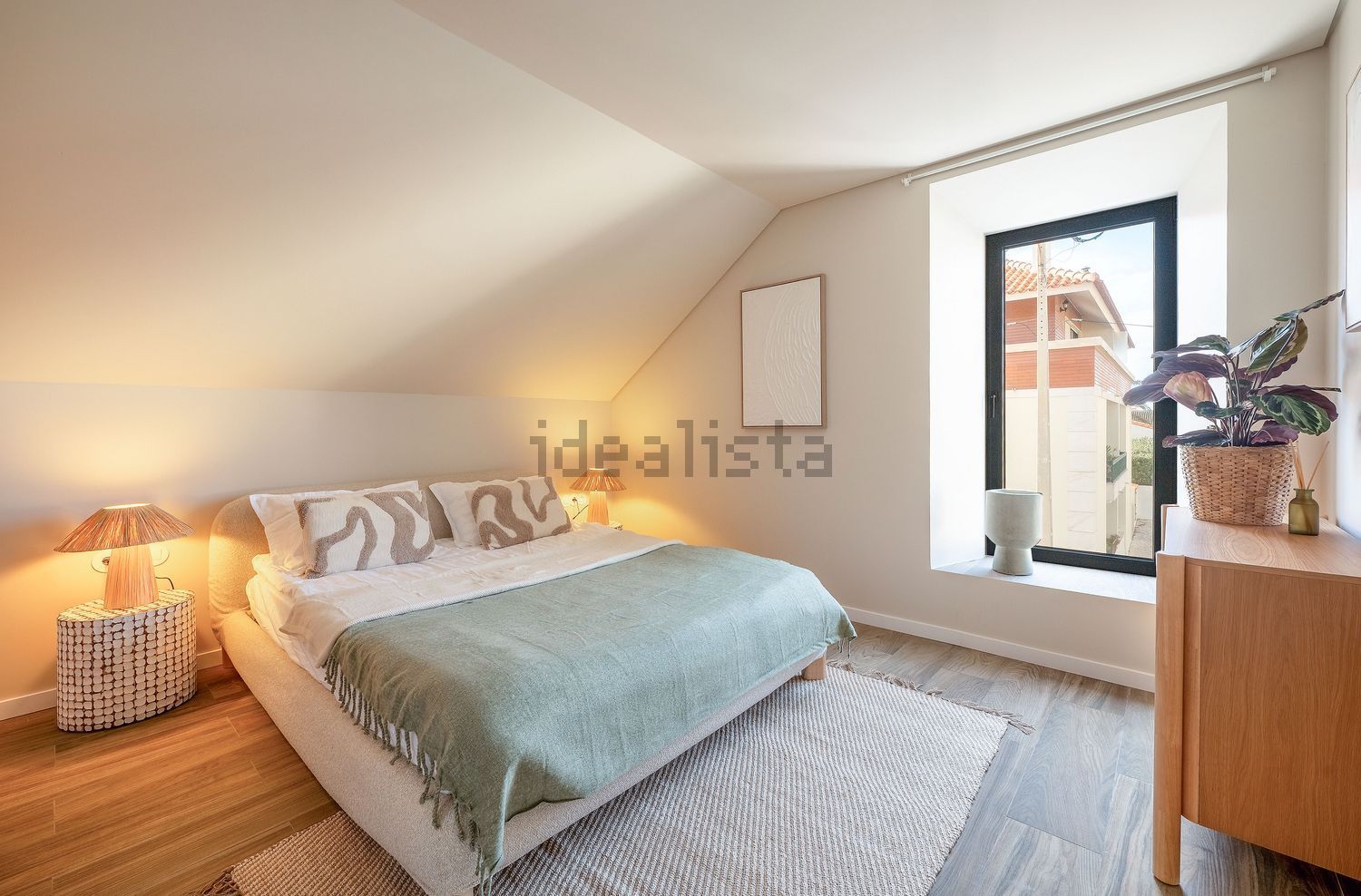 小楼房或独栋别墅出售在Avenida António Garcia de Castro - 卧室