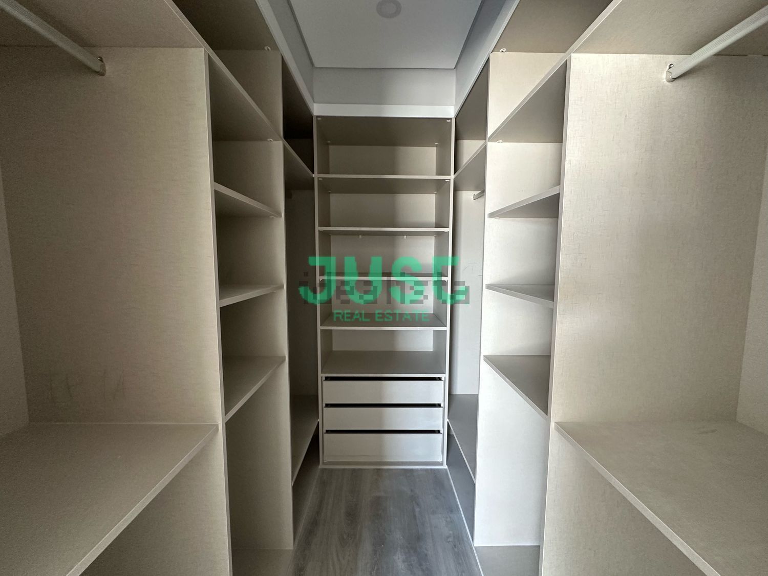 小楼房或独栋别墅出售Azeitão - 试衣间