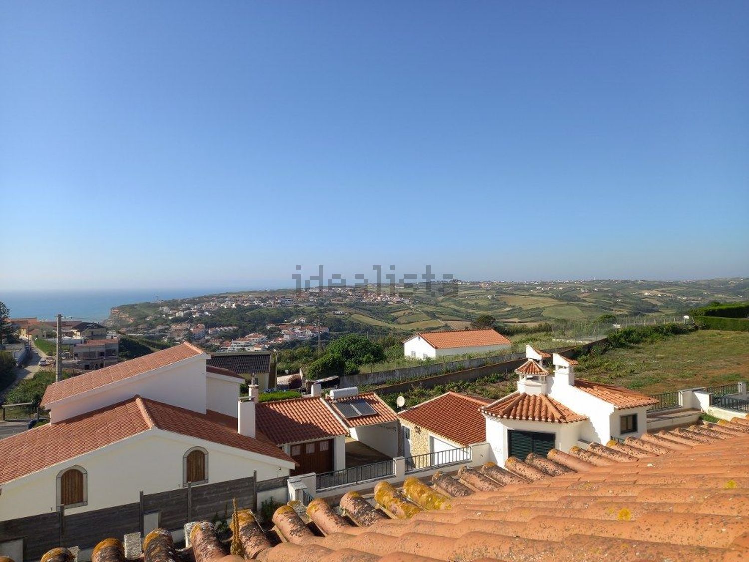 小楼房或独栋别墅出售在Rua do Cerrado das Tramagueiras - 视线