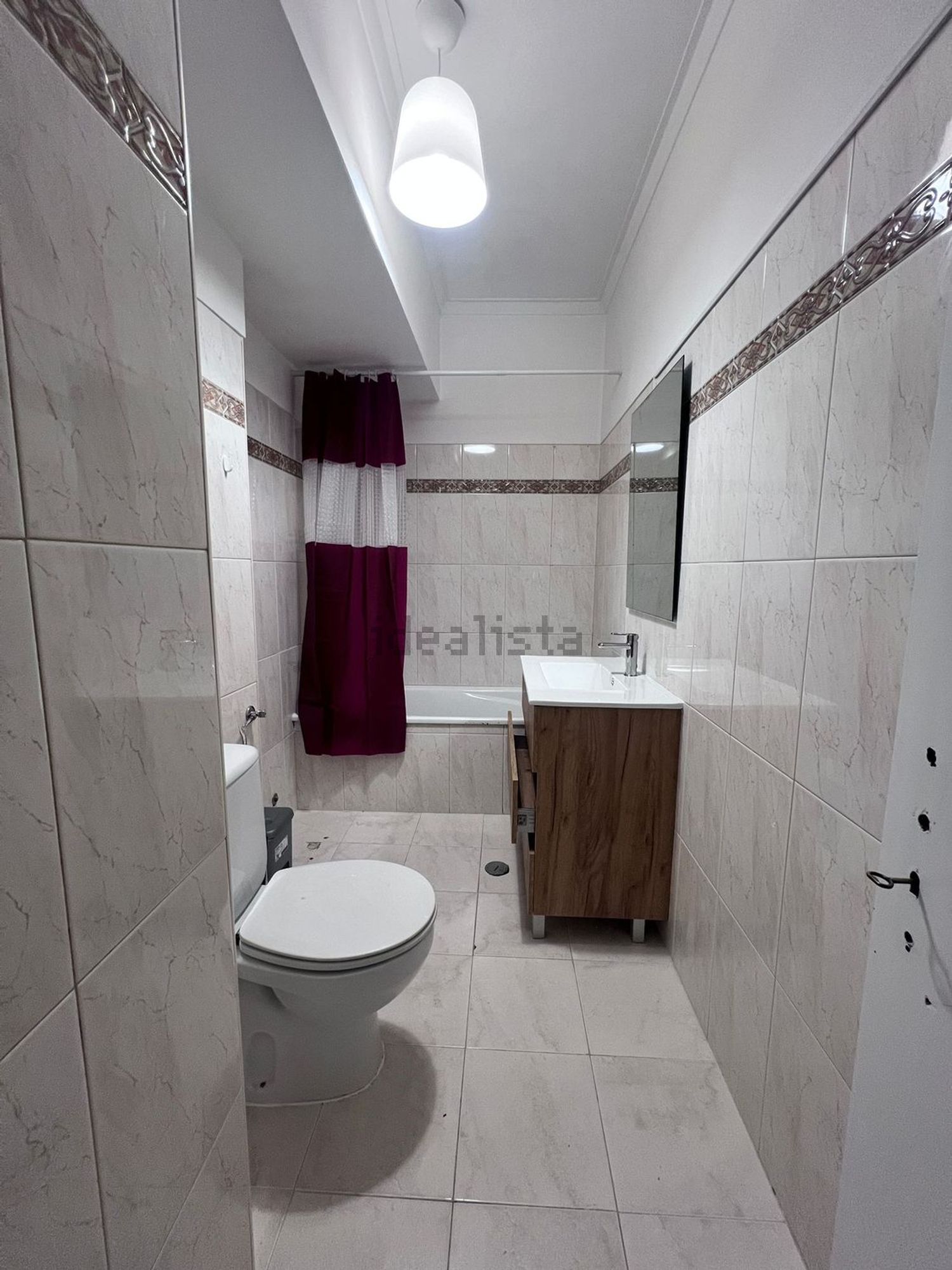 出租房间在Avenida Afonso Costa, 2 n - 卫生间