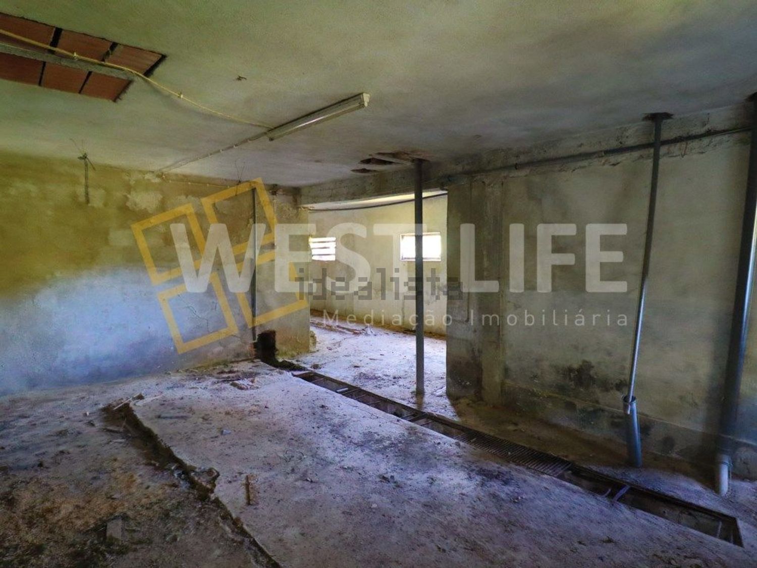 小楼房或独栋别墅出售在Venda do Pinheiro e Santo Estêvão das Galés - 照片