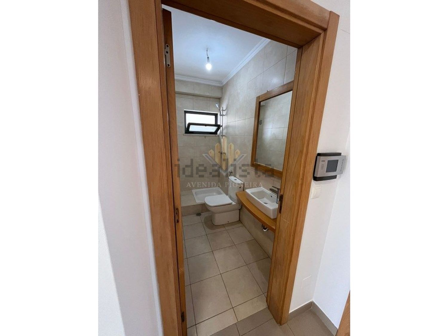 小楼房或独栋别墅出售在Rua Pulido Valente - 卫生间