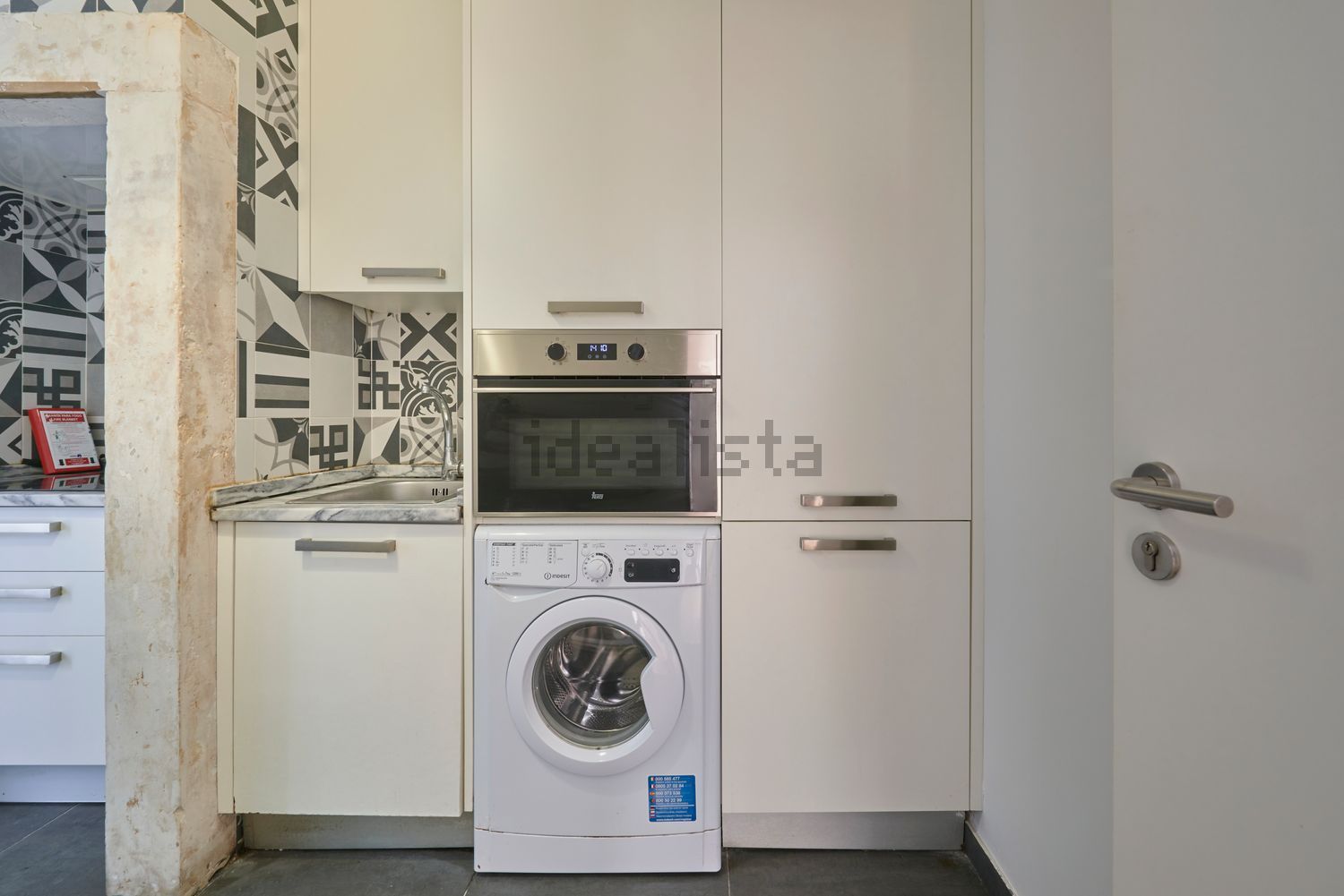 出租房间在Rua David Lopes - 厨房