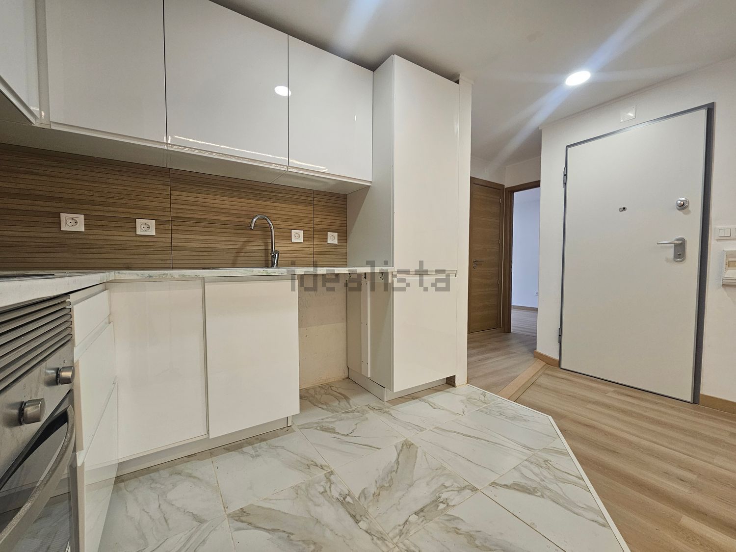 公寓 t2出售在Rua Luís de Camões, 6 - 厨房