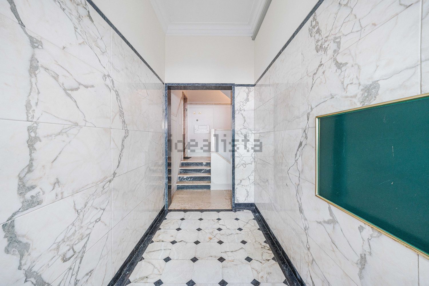 出租公寓 t2在Rua Doutor Aquiles Machado - 过道