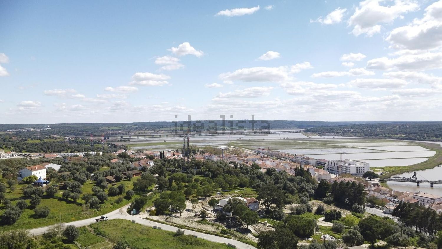 小楼房或独栋别墅出售在Avenida dos Clérigos - 视线