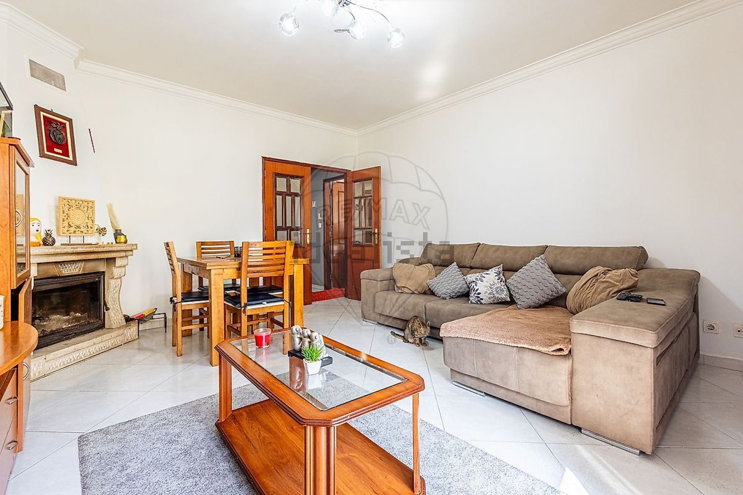 公寓 t2出售在Rua São José do Marco - 客厅