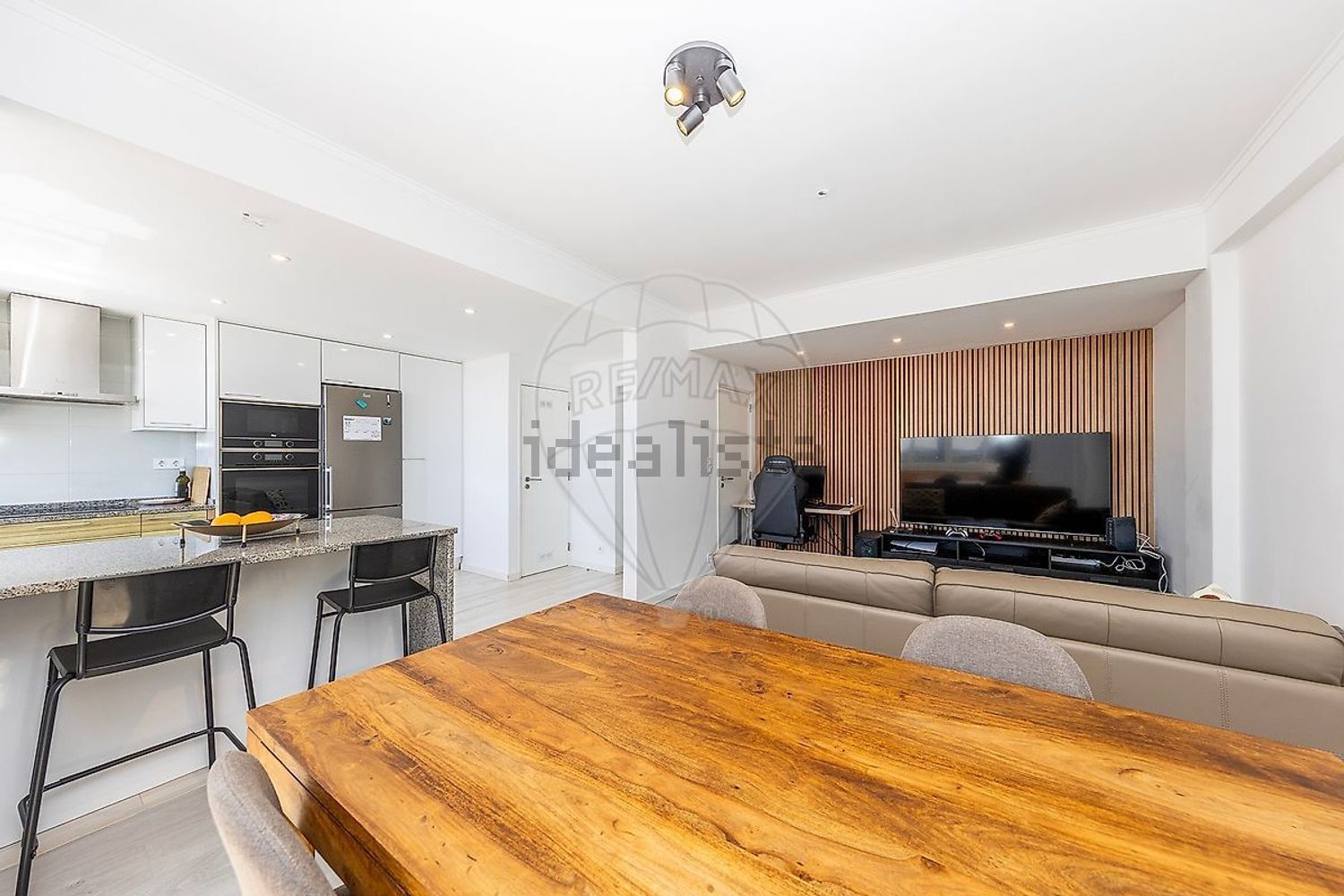 公寓 t2出售在Rua Padre António Vieira - 客厅