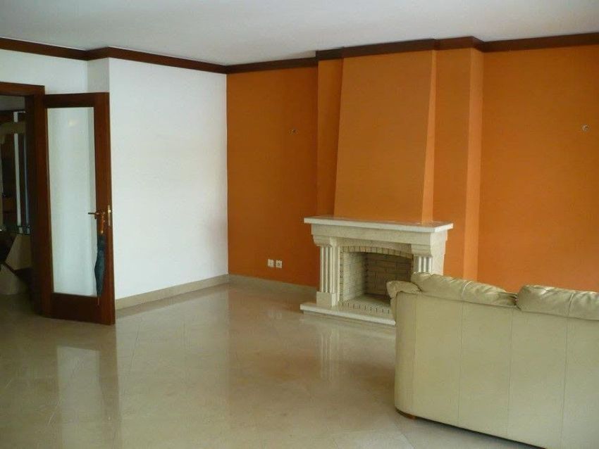 出租公寓 t4在Rua da Nau Catrineta, 7