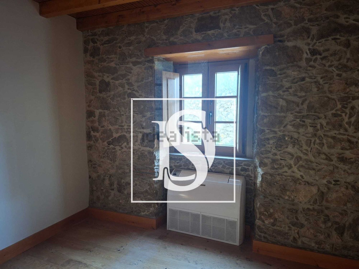 联排别墅出售在São Bartolomeu dos Galegos e Moledo - 详情