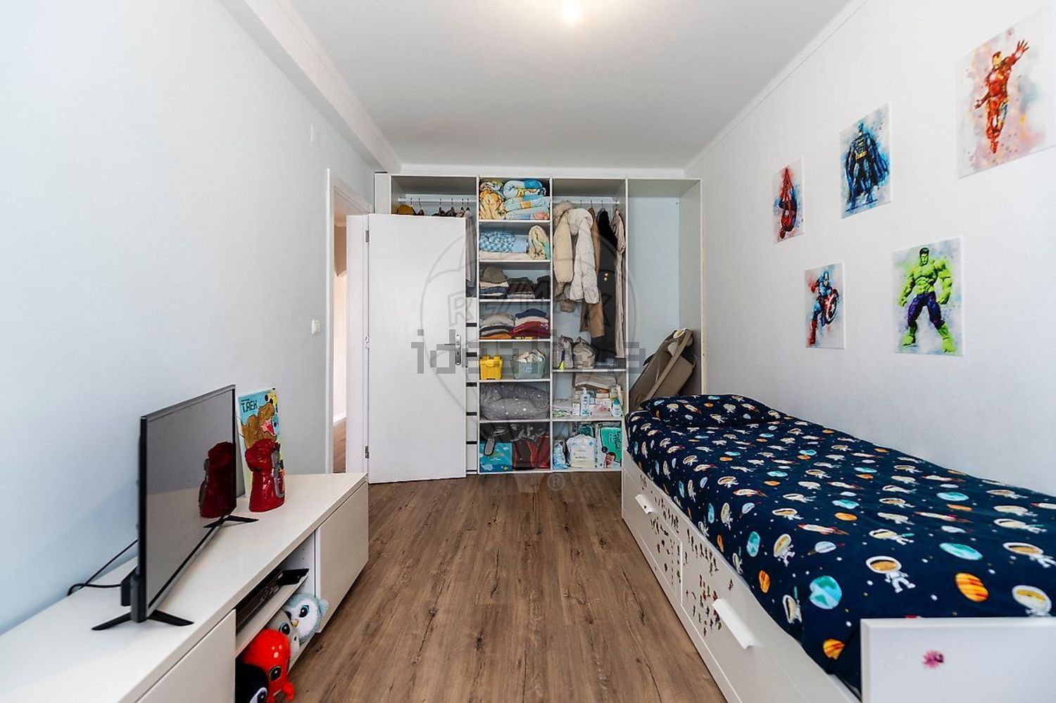 公寓 t2出售在Rua das Rosas - 卧室