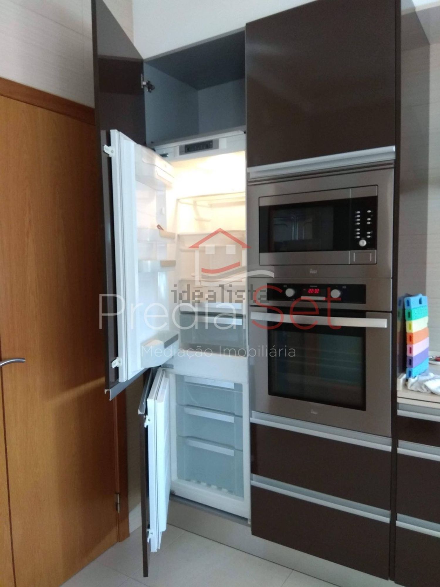 公寓 t3出售在Rua Dr. António José de Almeida, 79 - 厨房