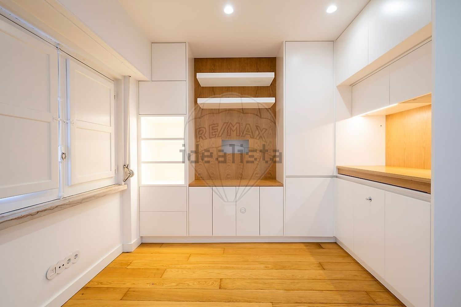 出租t0（单人公寓）在Rua Conde Almoster - 试衣间