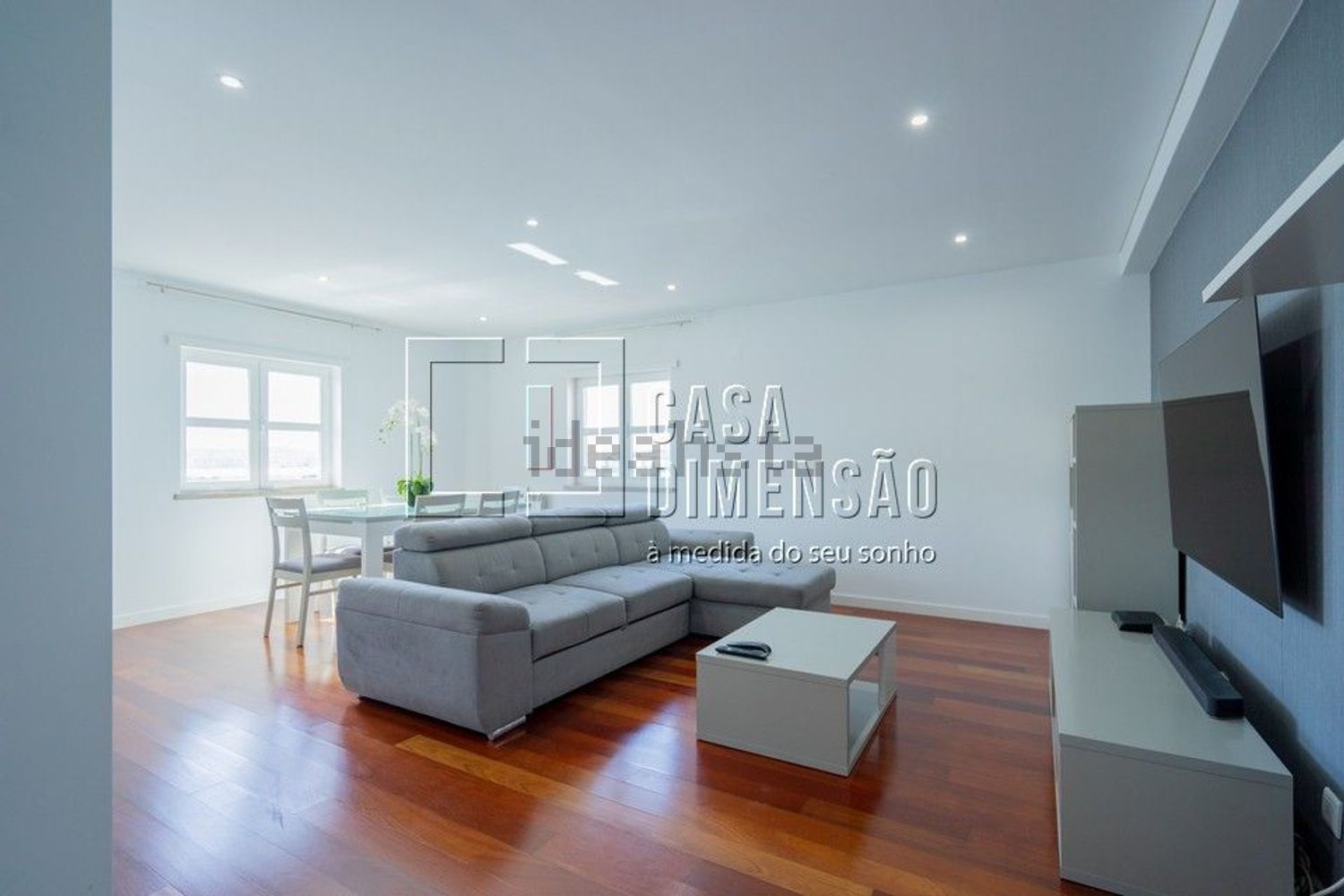 出租公寓 t2在Serra de Carnaxide - Parque de Santa Cruz - 客厅