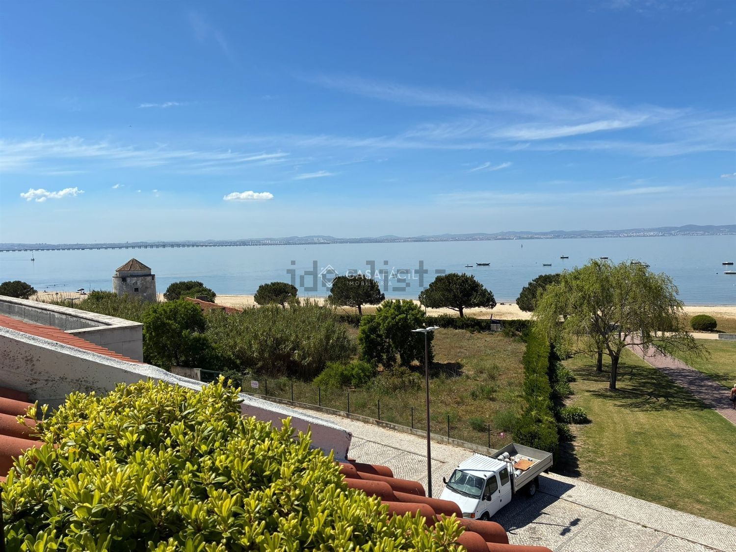 出租复式公寓在Avenida Infante D.João, 185 - 阳台