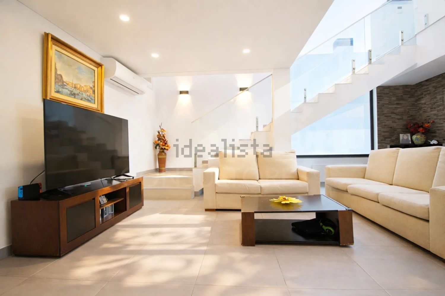 小楼房或别墅出售在Santo Antão e São Julião do Tojal - 客厅