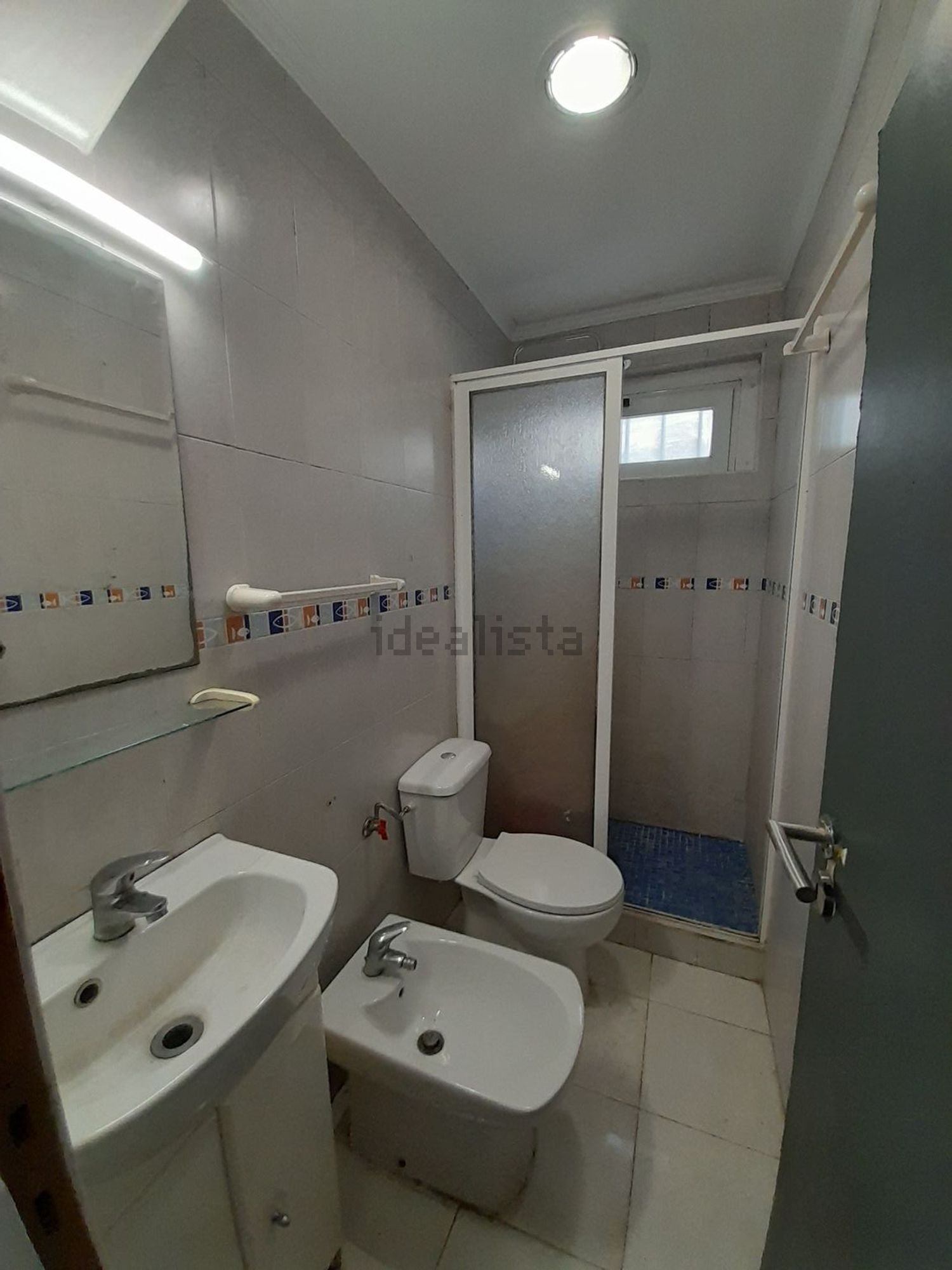 出租公寓 t1在Rua Doutor José Saraiva, 12 - 卫生间