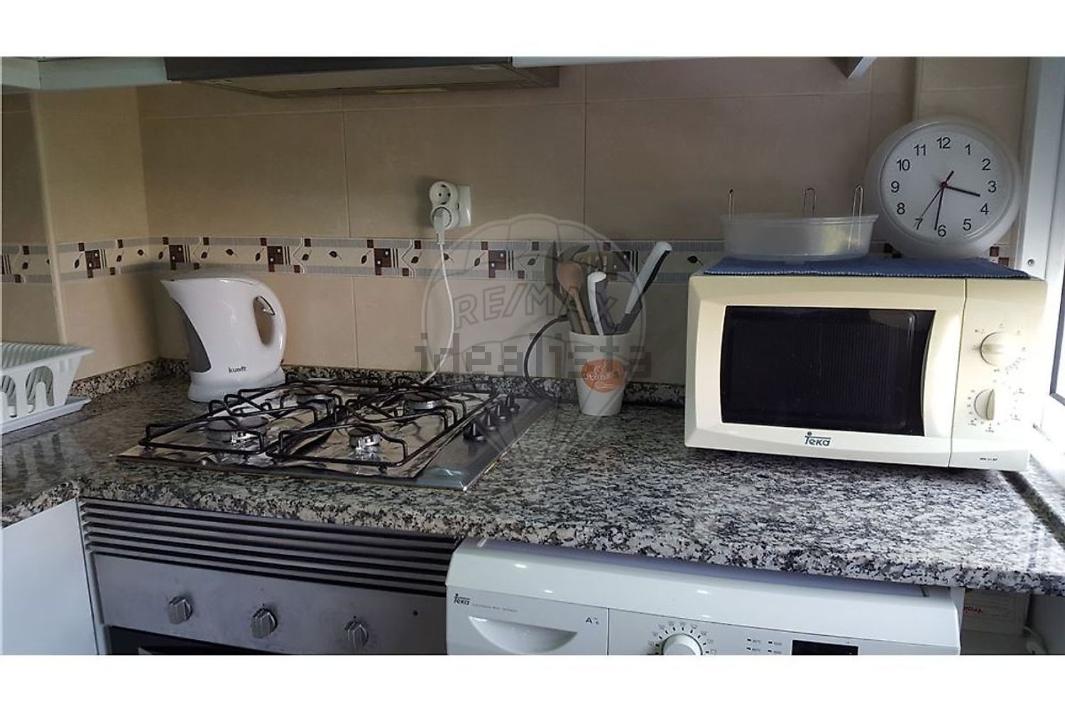 出租公寓 t2Alto do Varejão - 厨房