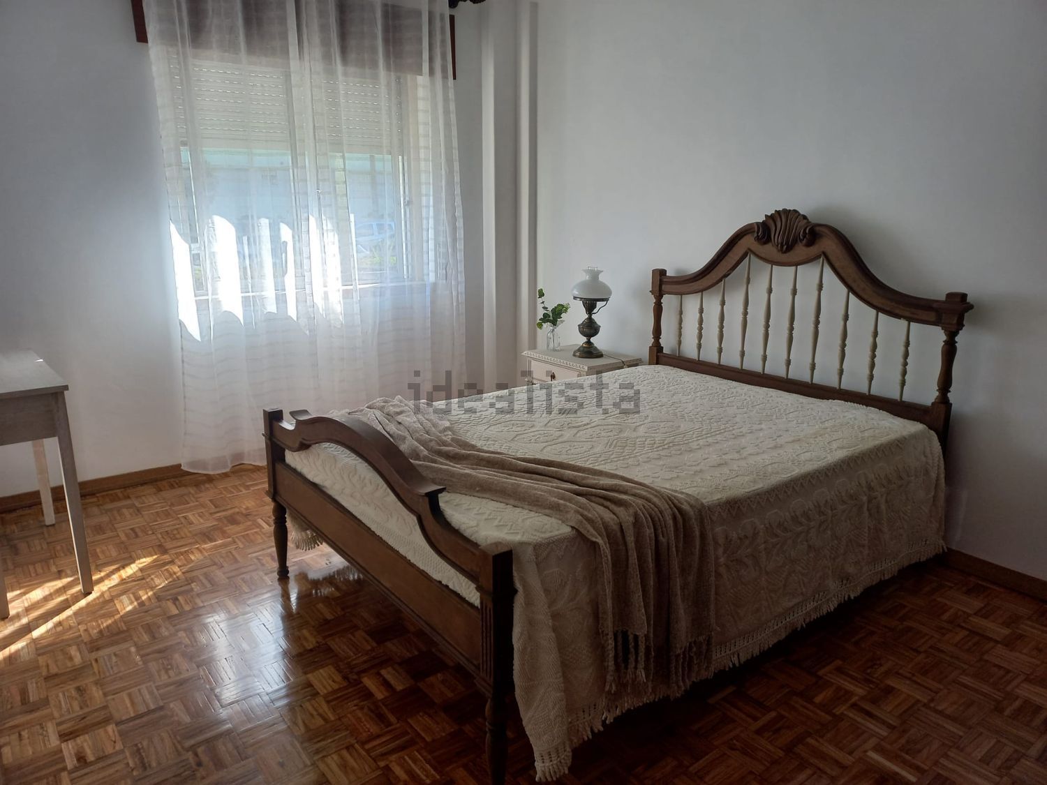 出租房间在Rua António José de Almeida, 3 - 卧室