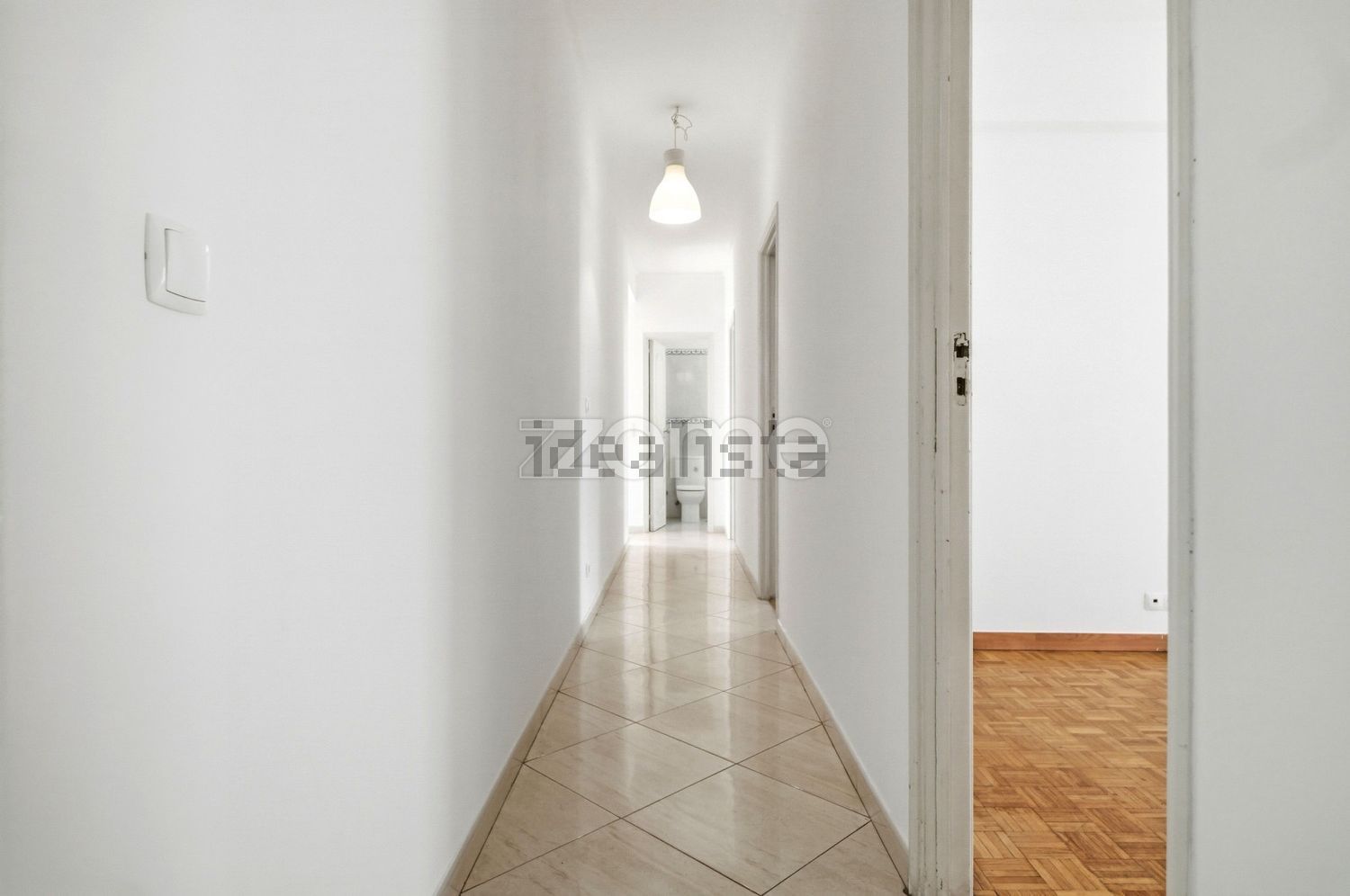 公寓 t4出售在Rua dos Soeiros, 335 - 过道