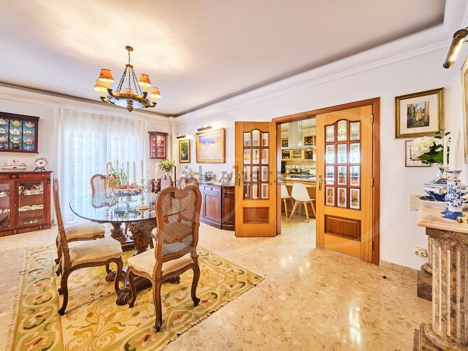 小楼房或独栋别墅出售在Rua Bartolomeu Perestelo, 189 - 客厅