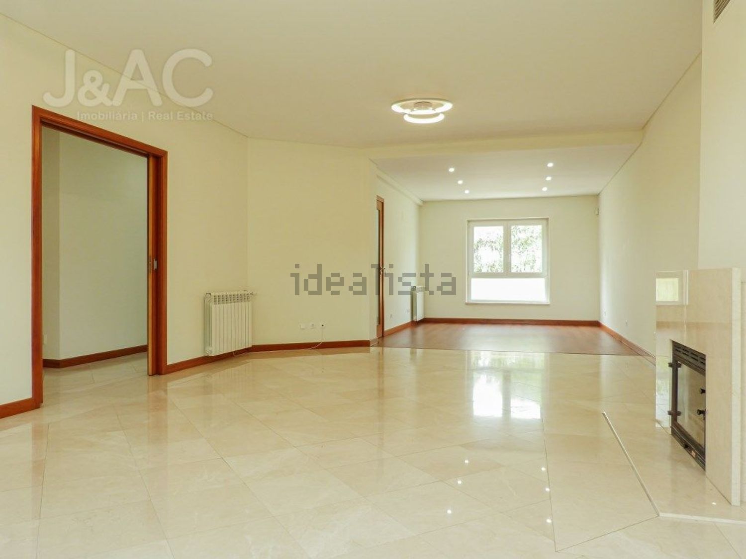 出租双拼别墅在Rua Cedros, 37 - 客厅