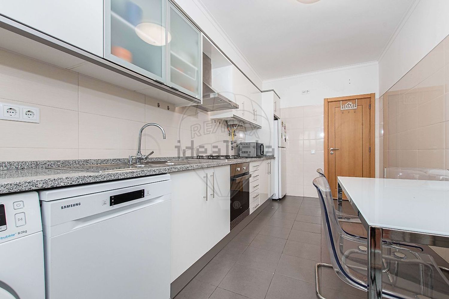 出租公寓 t3在Largo Mouzinho da Silveira - 厨房