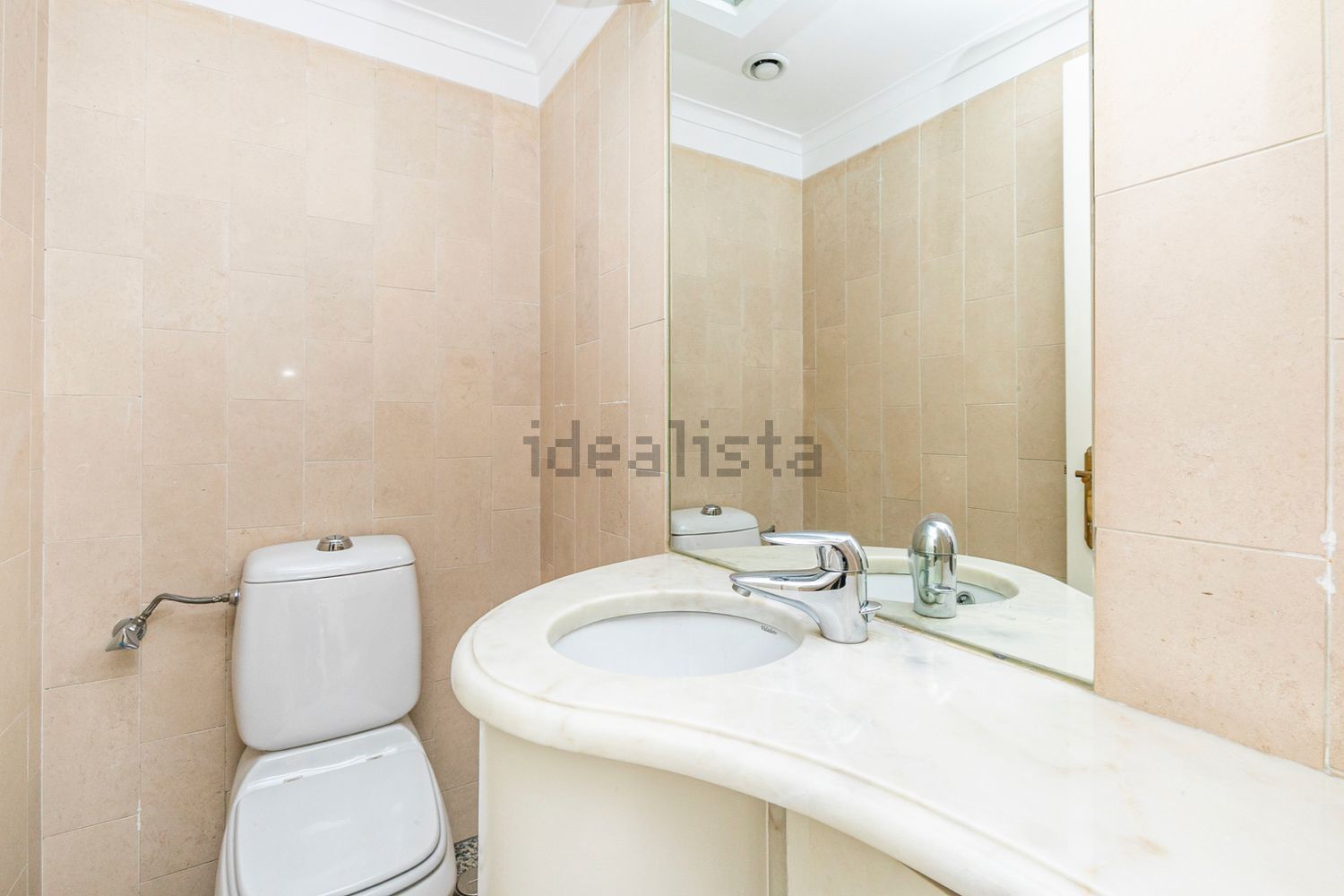 出租公寓 t4在Rua Major Neutel de Abreu - 卫生间